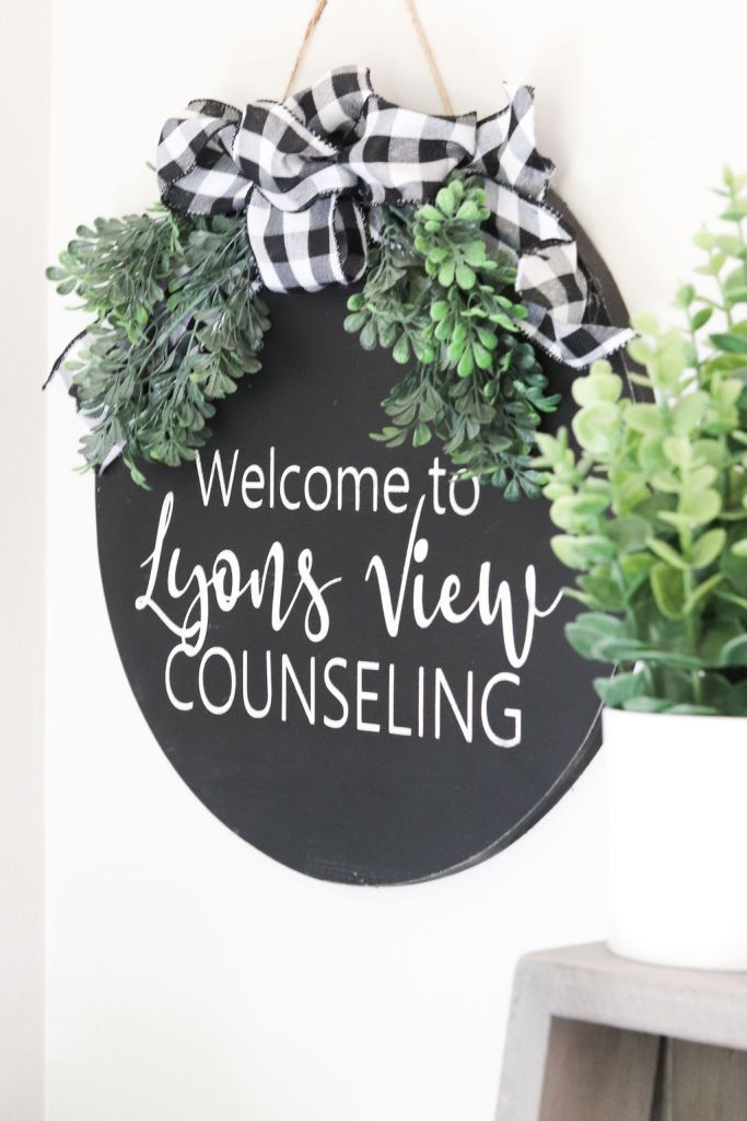 A sign reading Welcome to Lyons View Counseling