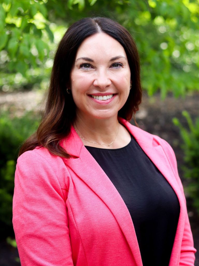 Headshot of Dr. Carletta Smelcer